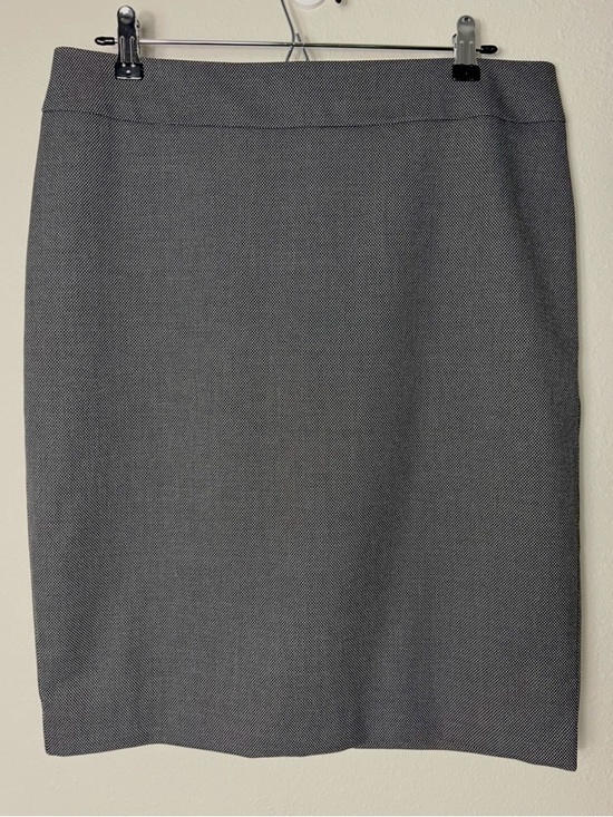 Ann Taylor 2 piece business professional Gray Skirt Suit Size 10 NWT - Picture 5 of 14